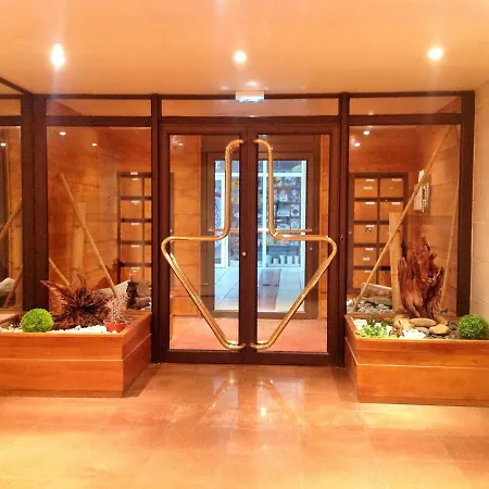 T3 Lumineux 50m Centre Avec Parking Et Wifi - Fr-1-420-60 *