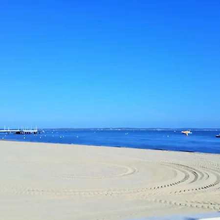 T3 Lumineux 50m Centre Avec Parking Et Wifi - Fr-1-420-60 *