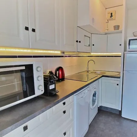 T3 Lumineux 50m Centre Avec Parking Et Wifi - Fr-1-420-60 Appartement *