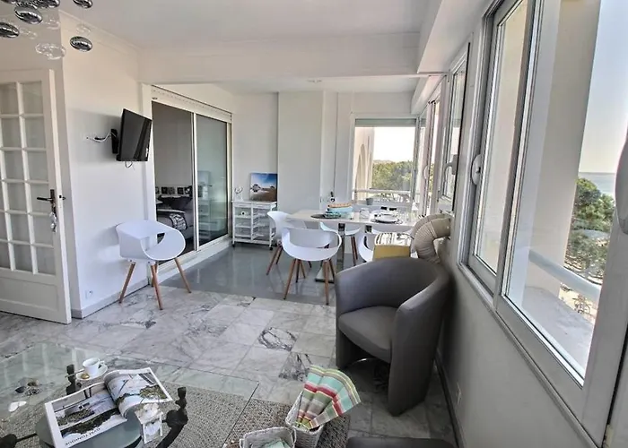 T3 Lumineux 50m Centre Avec Parking Et Wifi - Fr-1-420-60 Apartment Arcachon