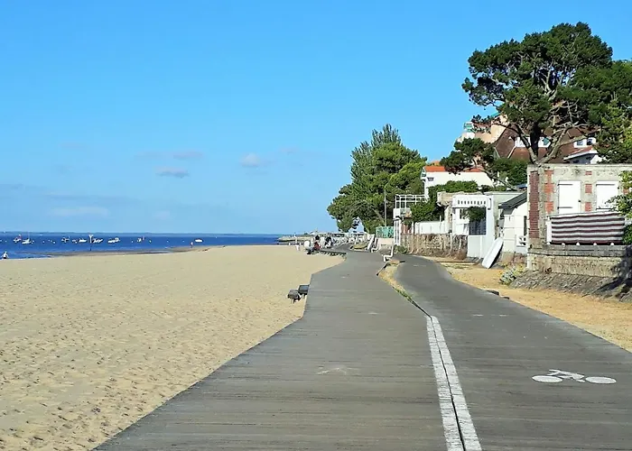 T3 Lumineux 50m Centre Avec Parking Et Wifi - Fr-1-420-60 Apartment Arcachon